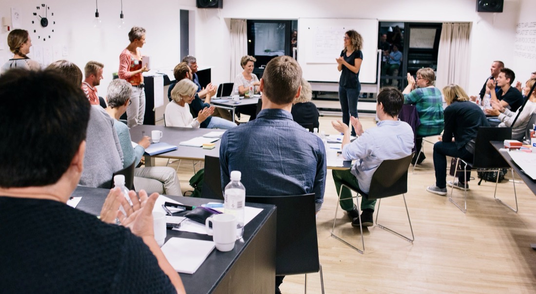 Mille Obel faciliterer en workshop